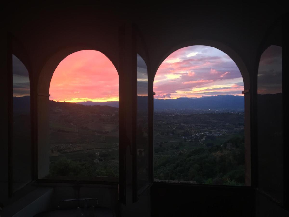 B&B La Rocca การ์มิญาโน ภายนอก รูปภาพ