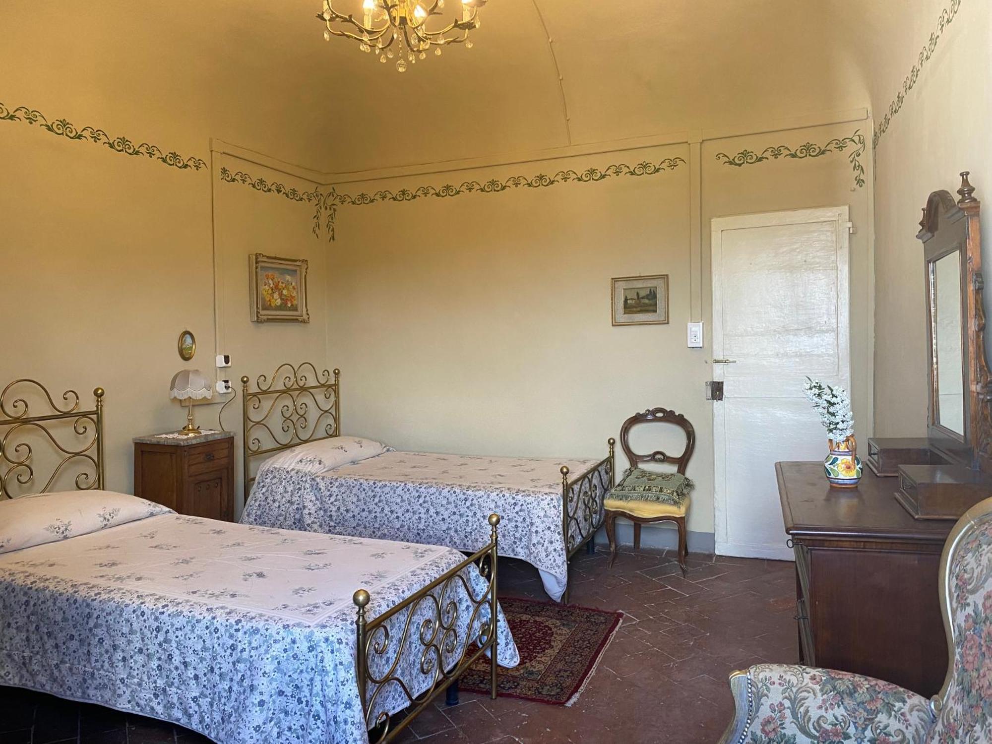 B&B La Rocca การ์มิญาโน ห้อง รูปภาพ